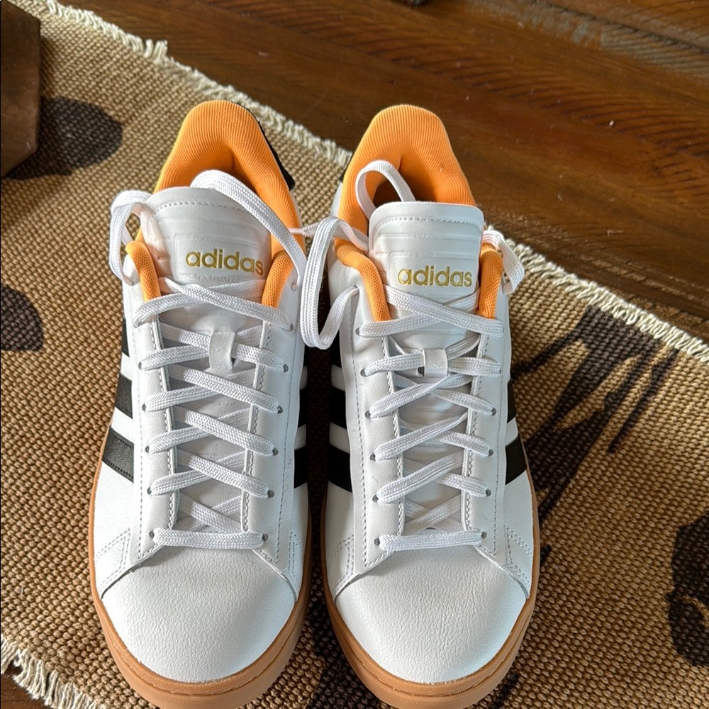 Adidas Cloudfoam Comfort - Picture 2 of 9